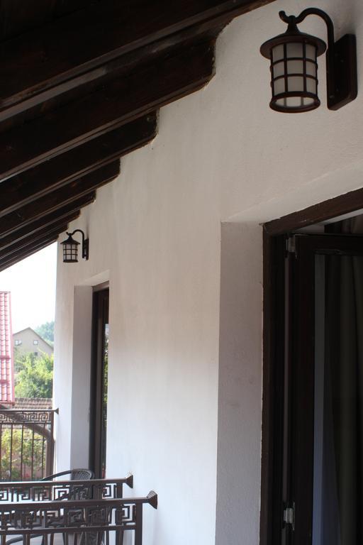 Pensiunea Clasic Curtea de Argeş 部屋 写真